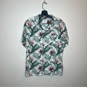 Goodfellow Short Sleeve M Button Up Floral/Tropical Design